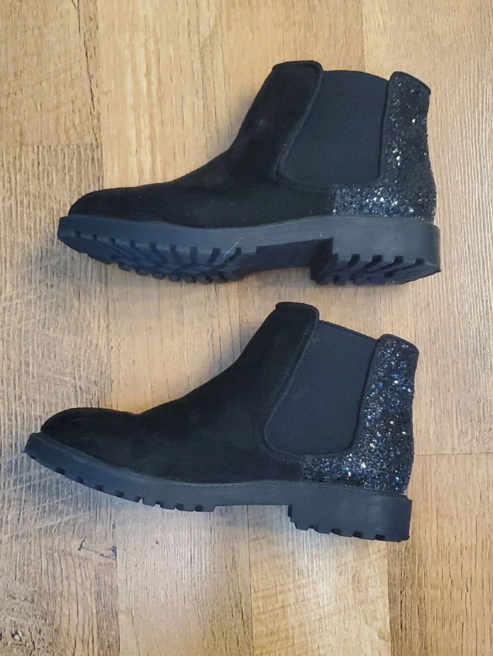 N/A classic black